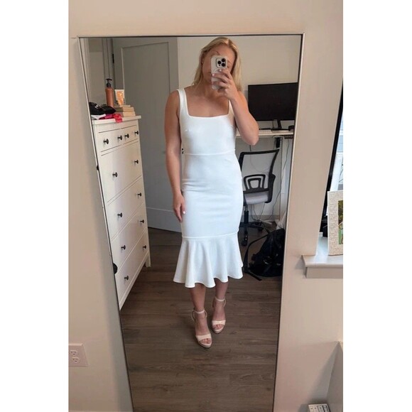 Lulus Moment Maker White Square Neck Trumpet Midi Dress Size Medium NWT Bridal - Picture 1 of 11